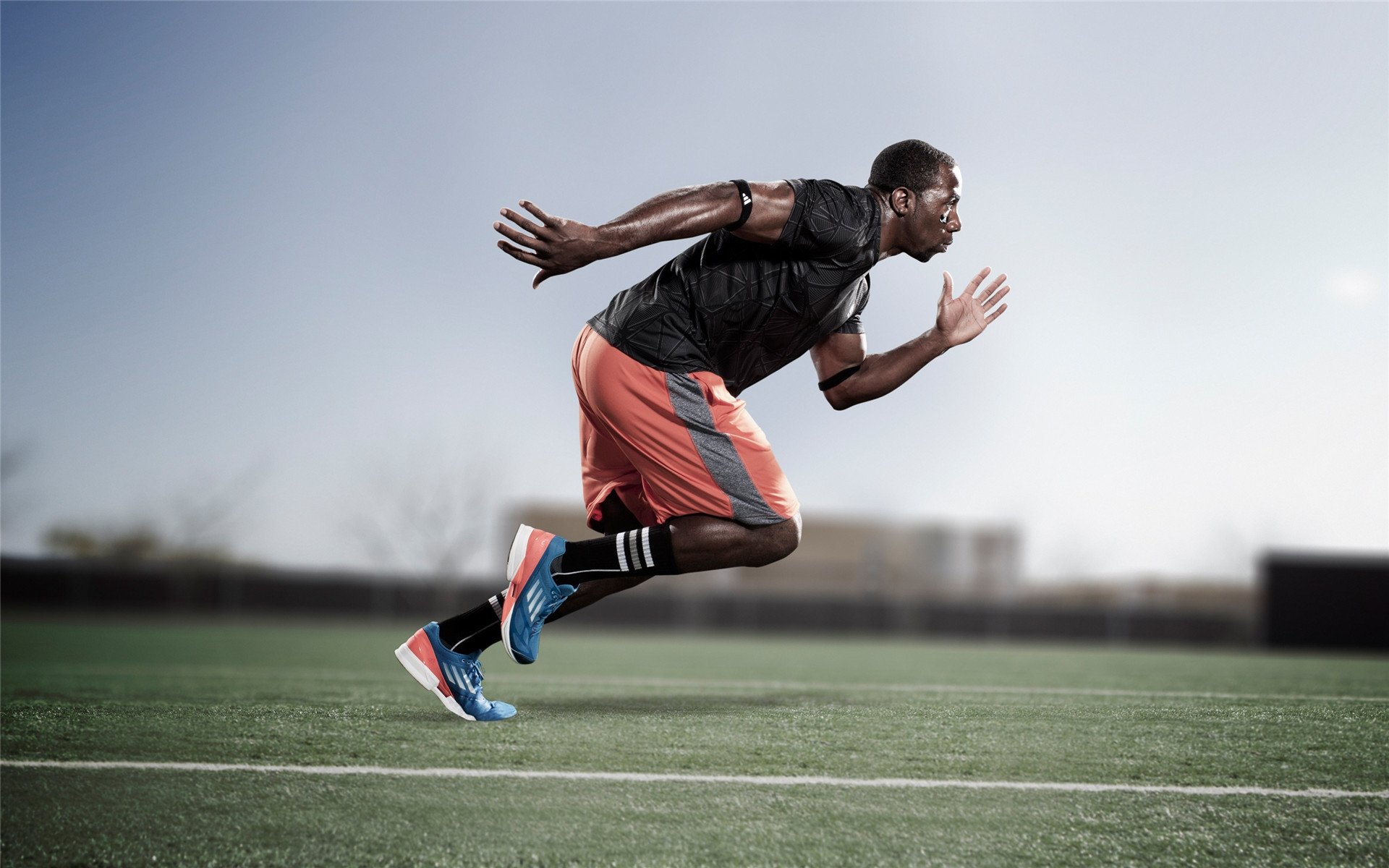 开云app下载-篮球运动员综合素质提升培训计划实施，篮球运动员素质训练